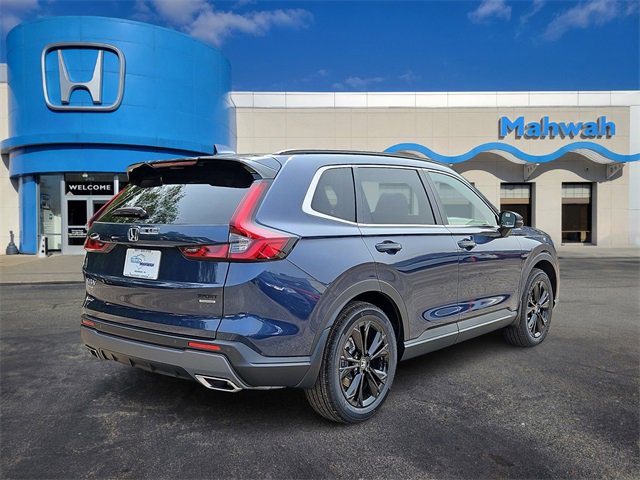 2025 Honda CR-V Sport Touring photo 3