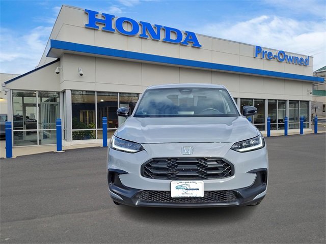 2025 Honda HR-V Sport photo 2