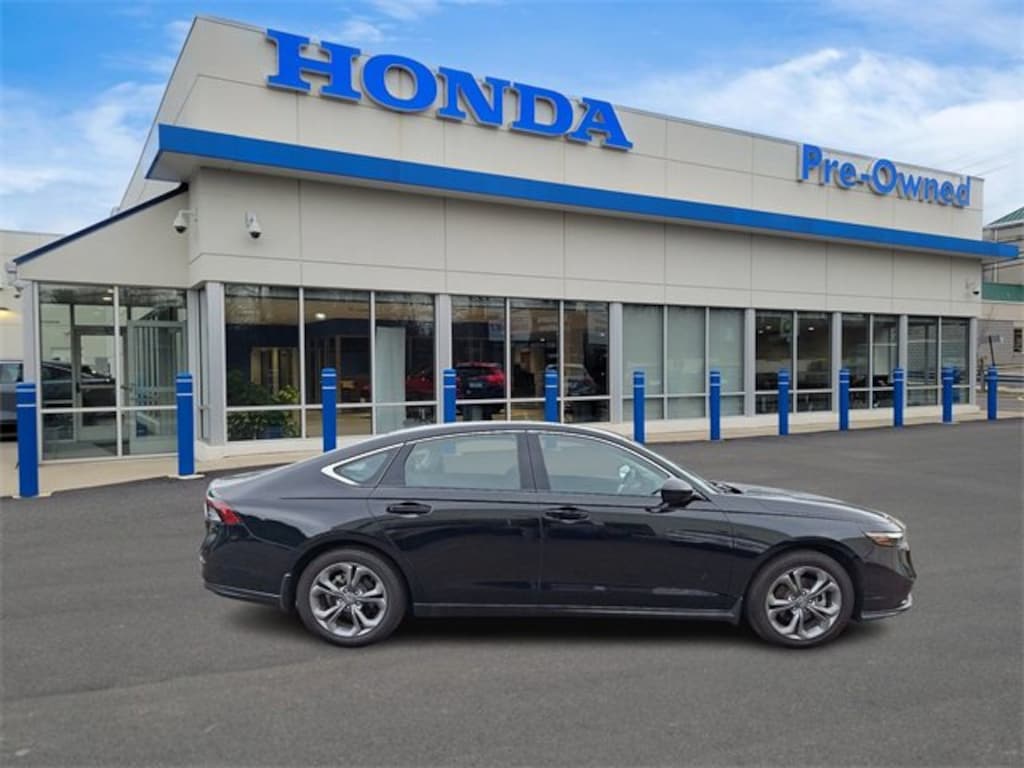 Used 2024 Honda Accord EX Sedan