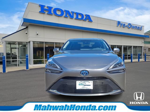 2022 Toyota Mirai XLE - Photo 2