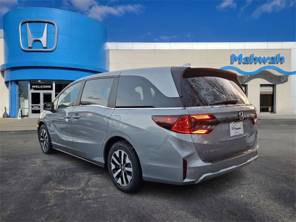 New 2026 Honda Odyssey EX-L Van Passenger