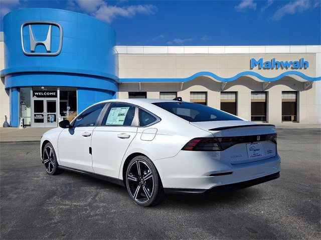 2025 Honda Accord Hybrid Sport photo 3