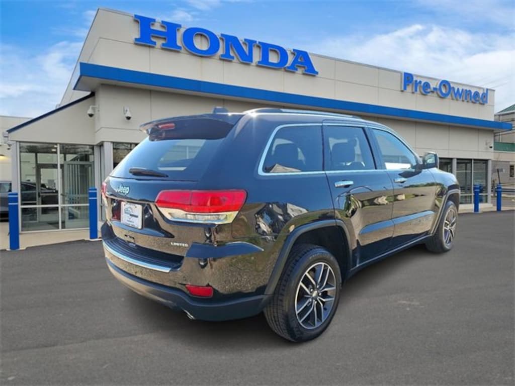 Used 2018 Jeep Grand Cherokee Limited 4x4 SUV