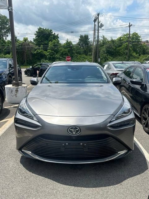 2023 Toyota Mirai XLE's photo