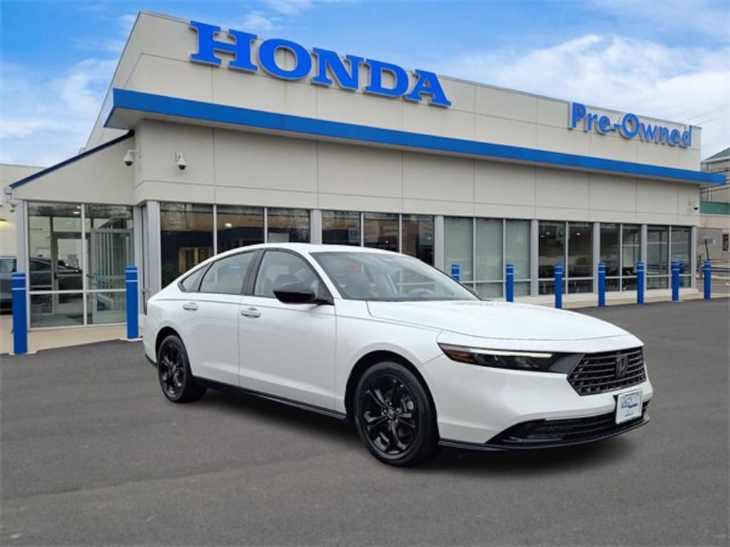 Used 2025 Honda Accord SE Sedan