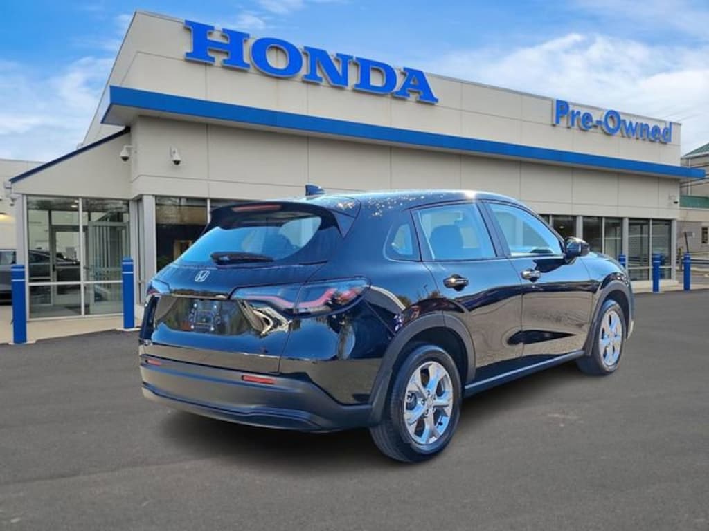 Used 2025 Honda HR-V LX SUV