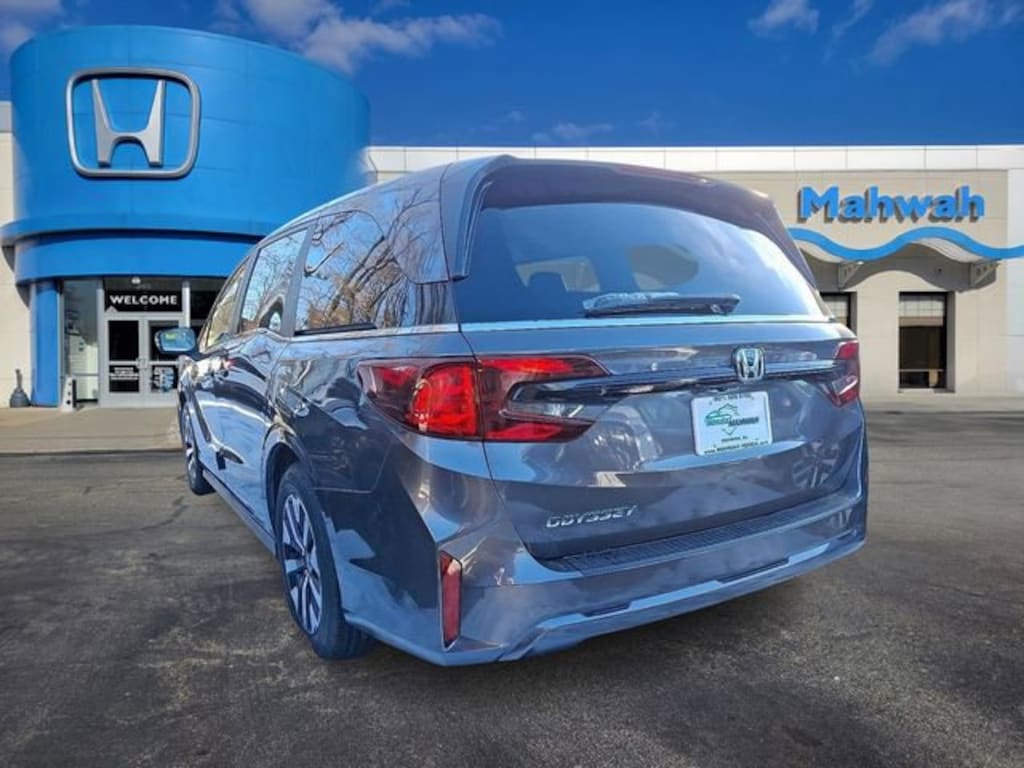 New 2026 Honda Odyssey EX-L Van Passenger