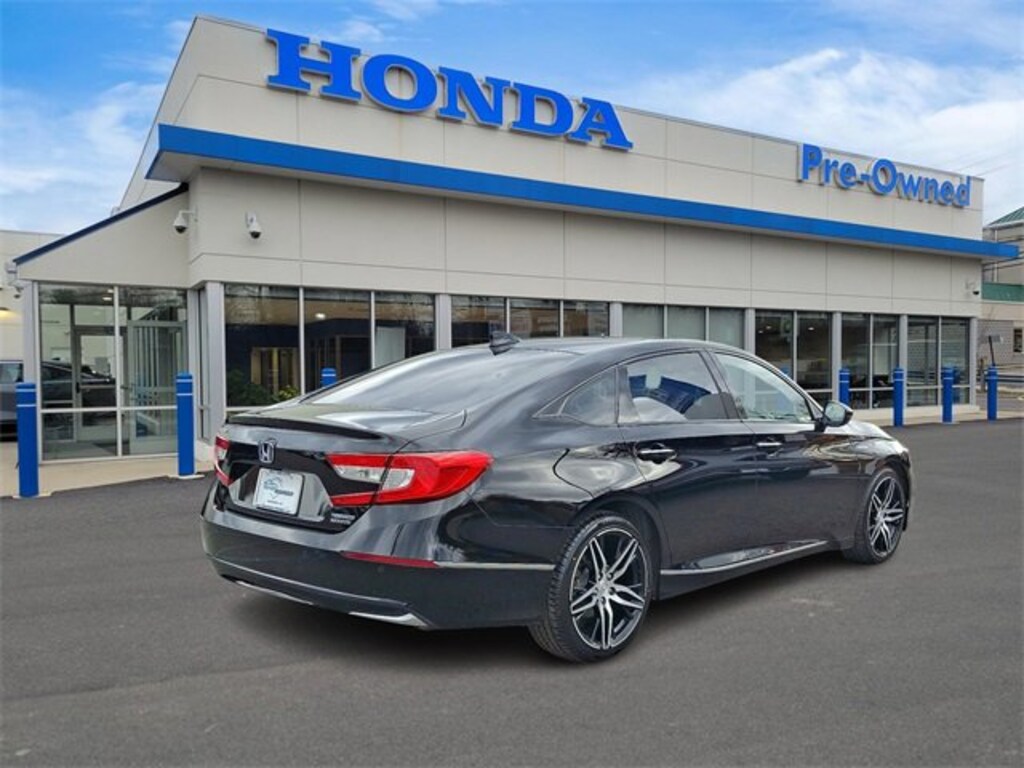 Certified 2021 Honda Accord Hybrid Touring Sedan