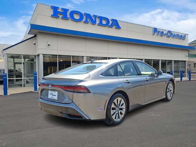 2022 Toyota Mirai XLE - Photo 4