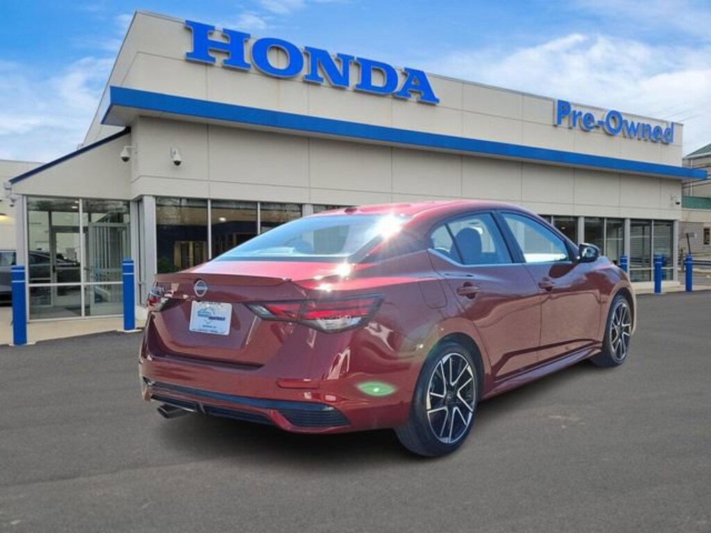 Used 2025 Nissan Sentra SR Sedan