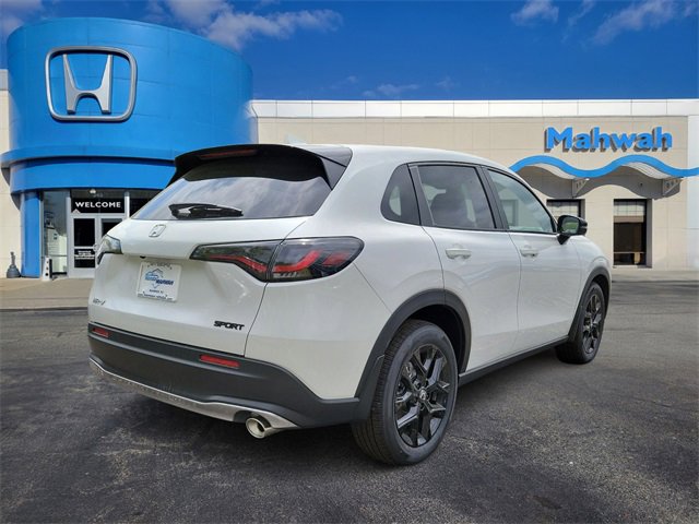 2025 Honda HR-V Sport photo 3