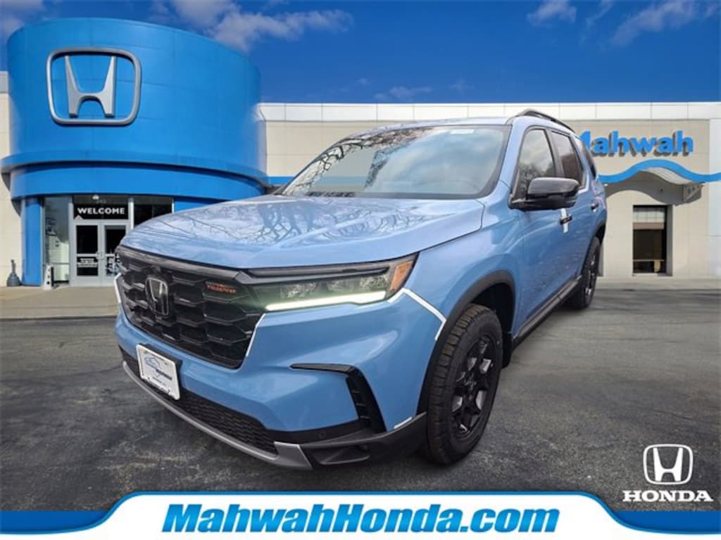 New 2025 Honda Pilot TrailSport SUV