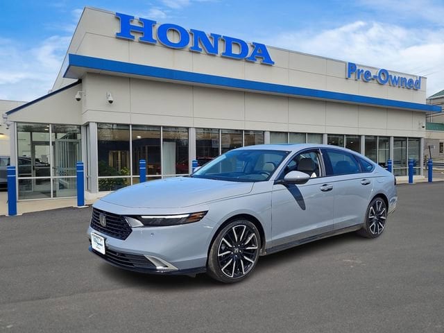 2026 Honda Accord Hybrid Touring's photo