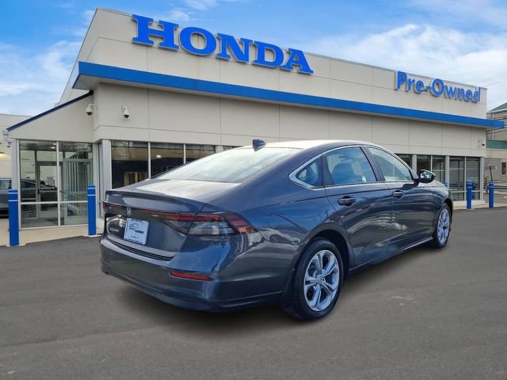 Used 2025 Honda Accord LX Sedan