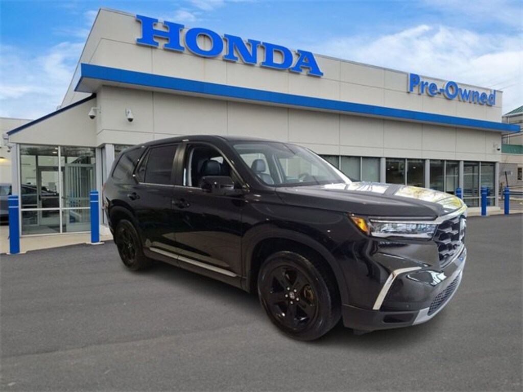 Used 2025 Honda Pilot EX-L SUV