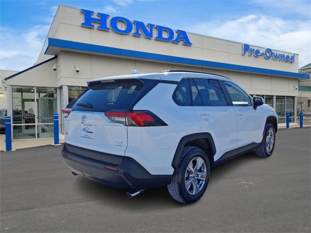 Used 2024 Toyota RAV4 XLE SUV