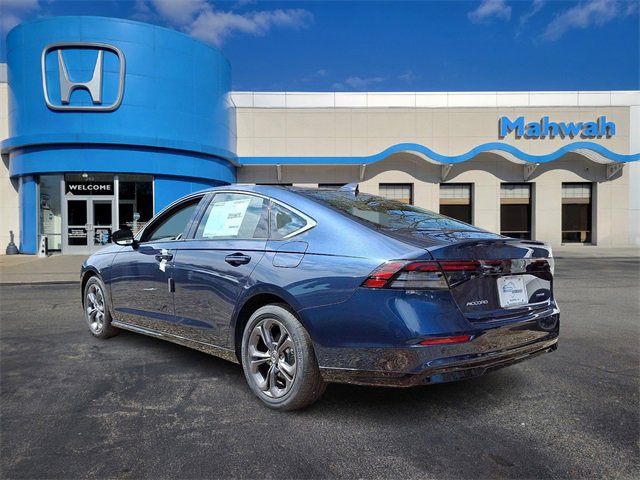 2025 Honda Accord Hybrid EX-L photo 4