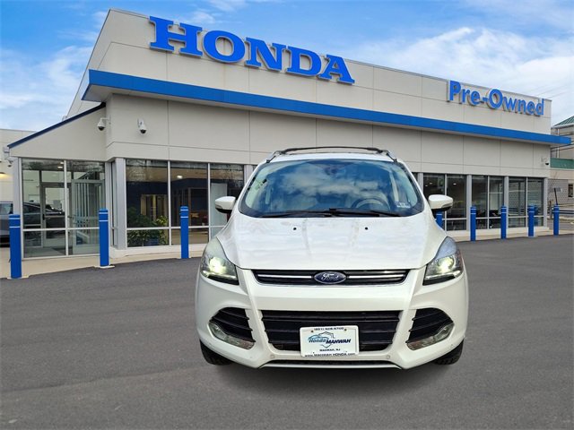 2014 Ford Escape Titanium photo 2