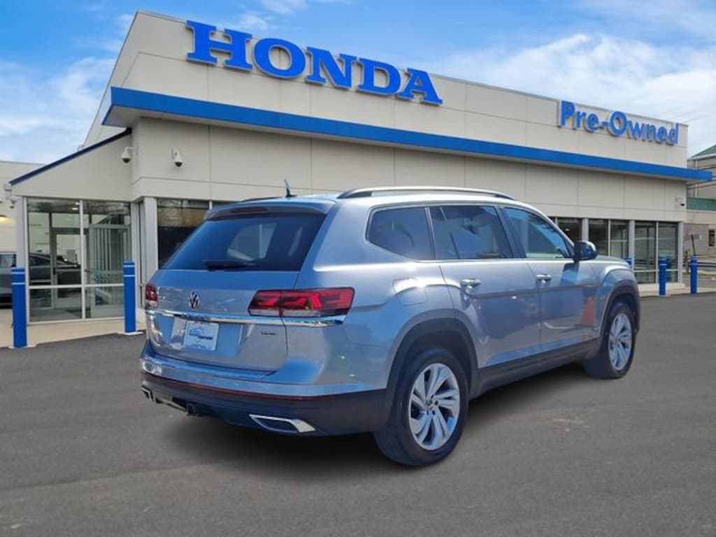 Used 2021 Volkswagen Atlas 3.6L V6 SE w/Technology 4MOTION SUV