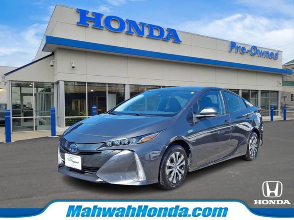 Used 2022 Toyota Prius Prime LE Hatchback