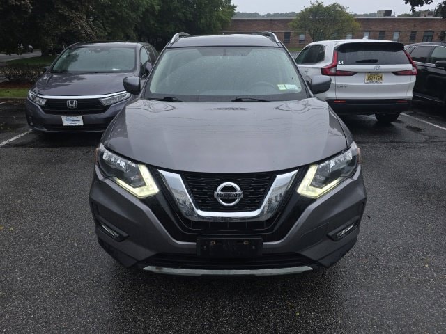 Used 2017 Nissan Rogue SV with VIN JN8AT2MV1HW252138 for sale in Mahwah, NJ