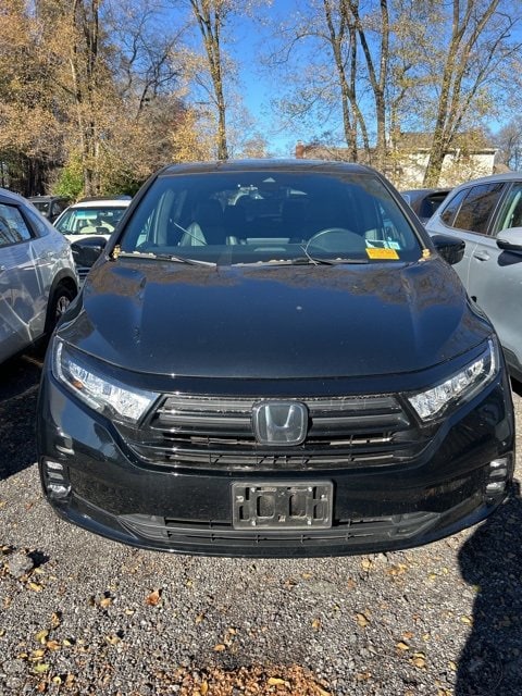 2023 Honda Odyssey SPORT's photo