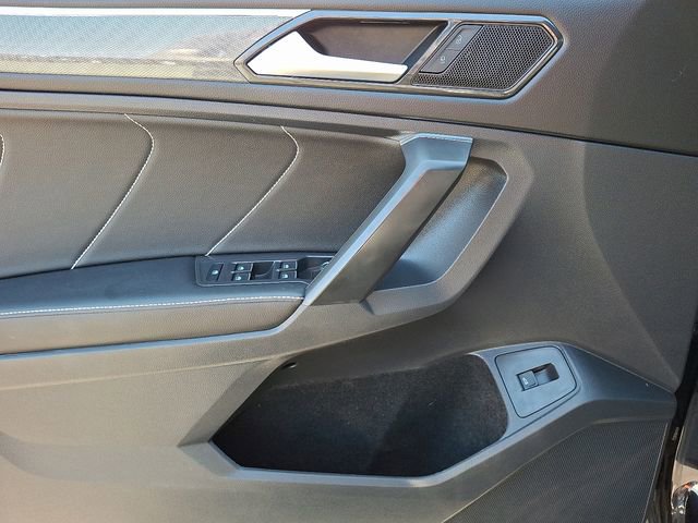 2022 Volkswagen Tiguan SE R-LINE BLACK - Photo 12