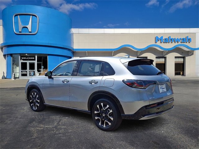 2026 Honda HR-V EX-L photo 2