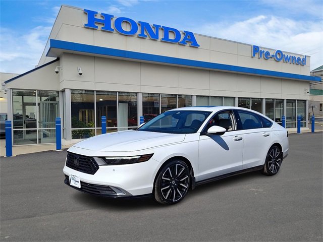 2023 Honda Accord Hybrid Touring's photo