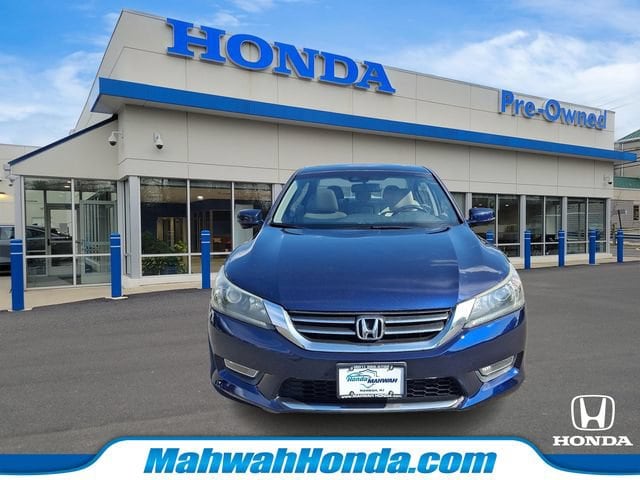 Used 2013 Honda Accord EX-L with VIN 1HGCR2F89DA112681 for sale in Mahwah, NJ