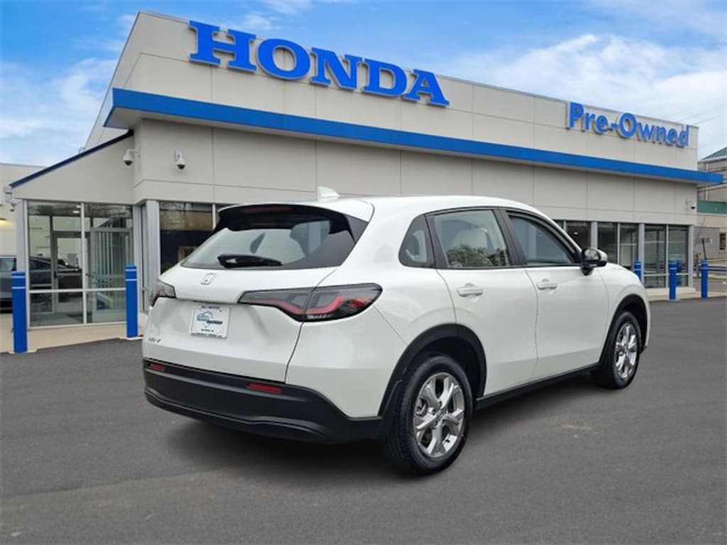 Used 2025 Honda HR-V LX SUV