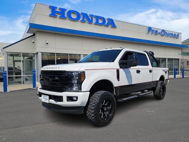 2019 Ford F-250 Lariat 4x4 Crew Cab 6-3/4' Box's photo
