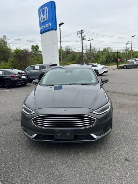 2019 Ford Fusion SEL's photo