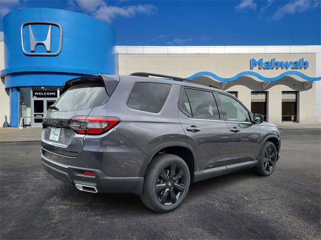 2025 Honda Pilot Black Edition photo 2