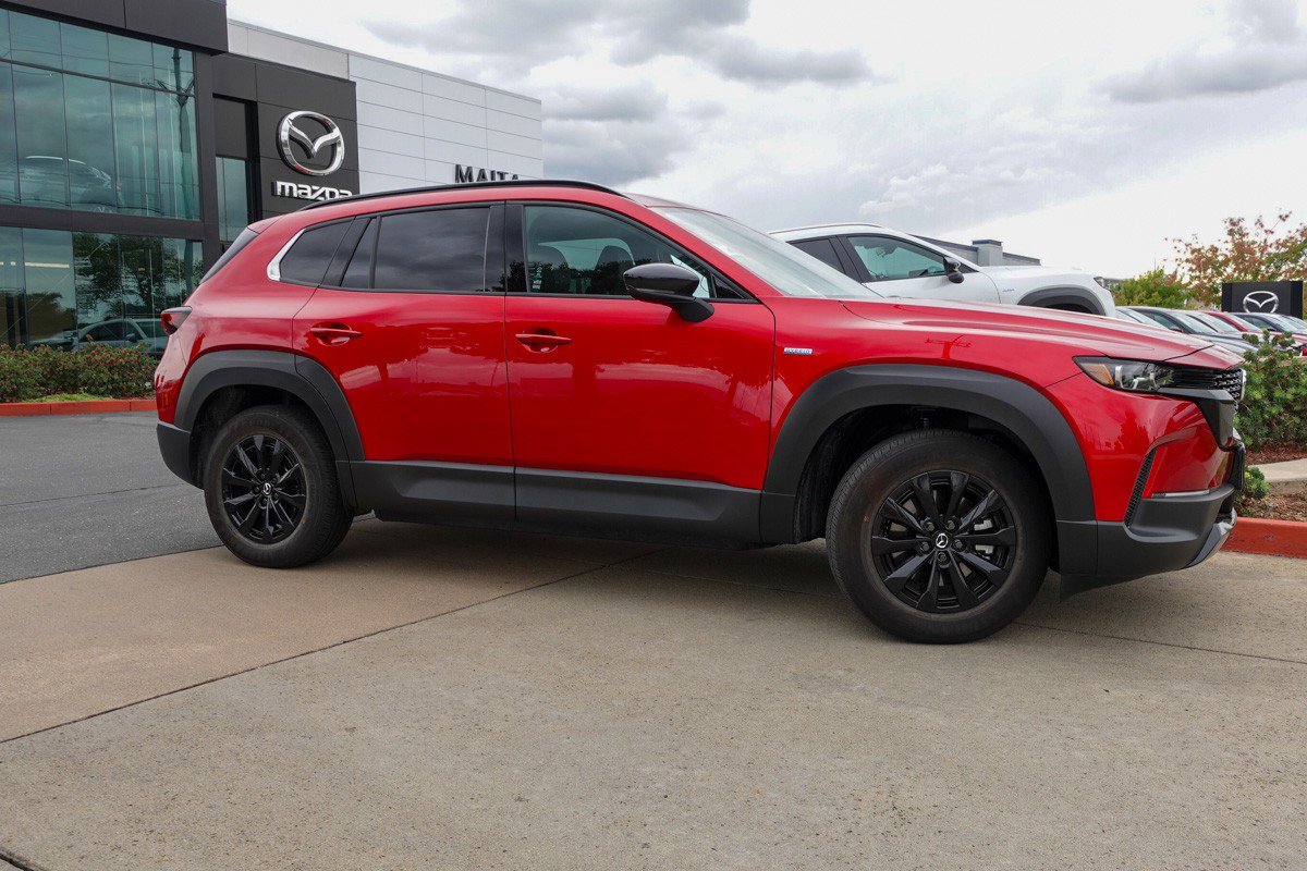 2025 Mazda CX-50 Premium photo 2