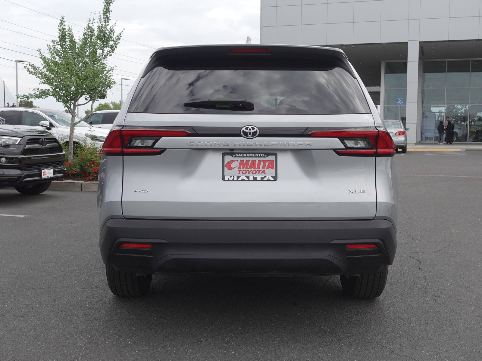 2025 Toyota Grand Highlander XLE photo 4