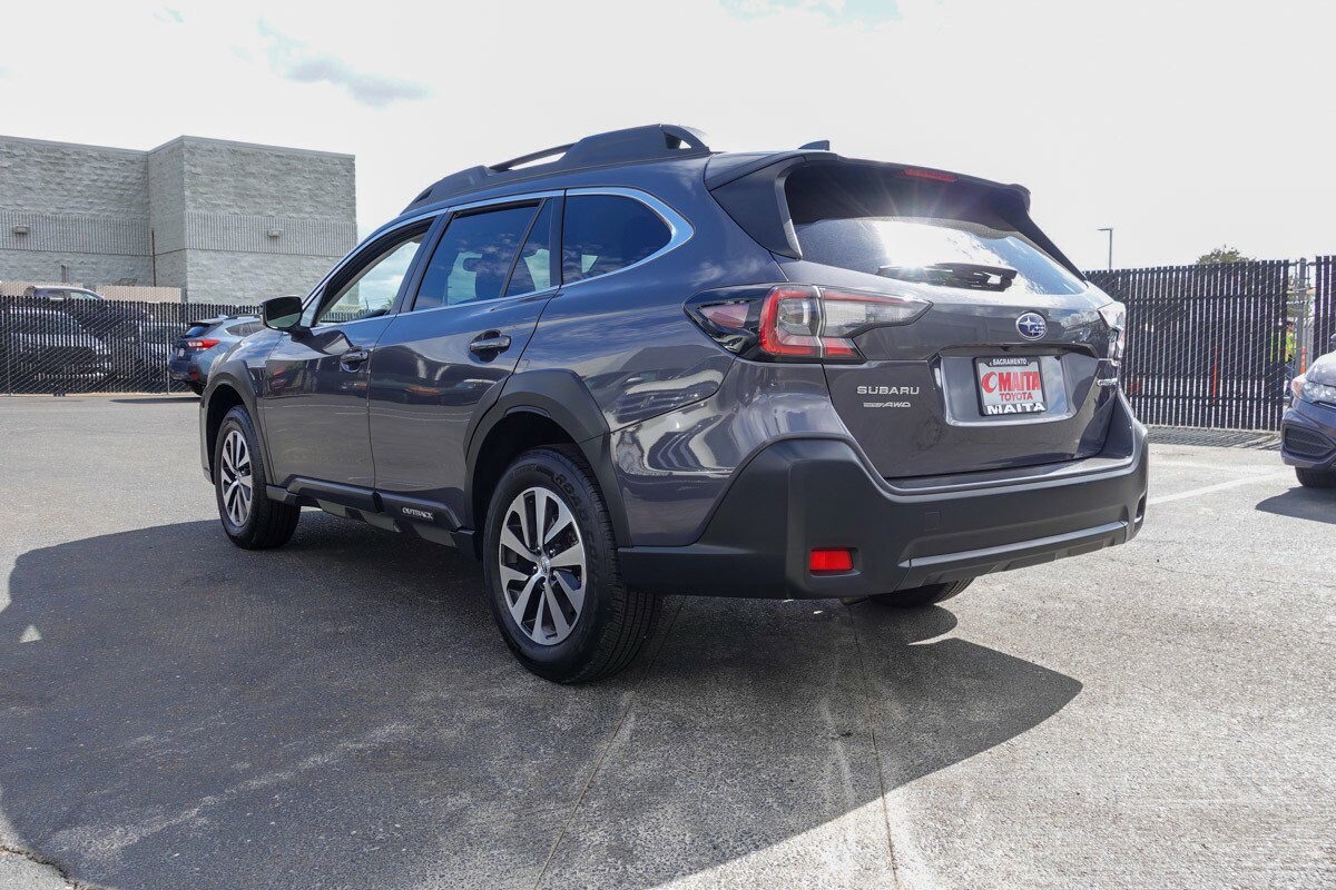 2023 Subaru Outback Premium photo 5