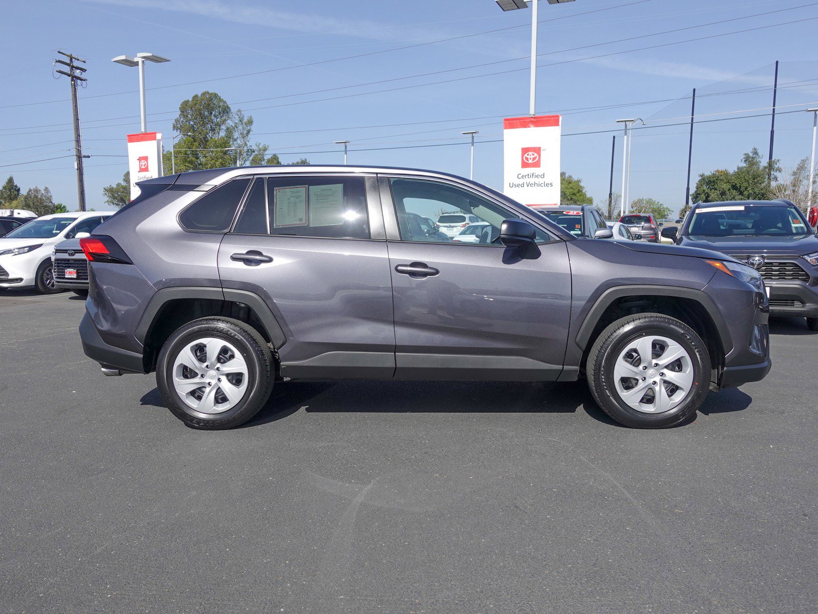 2025 Toyota RAV4 LE photo 2