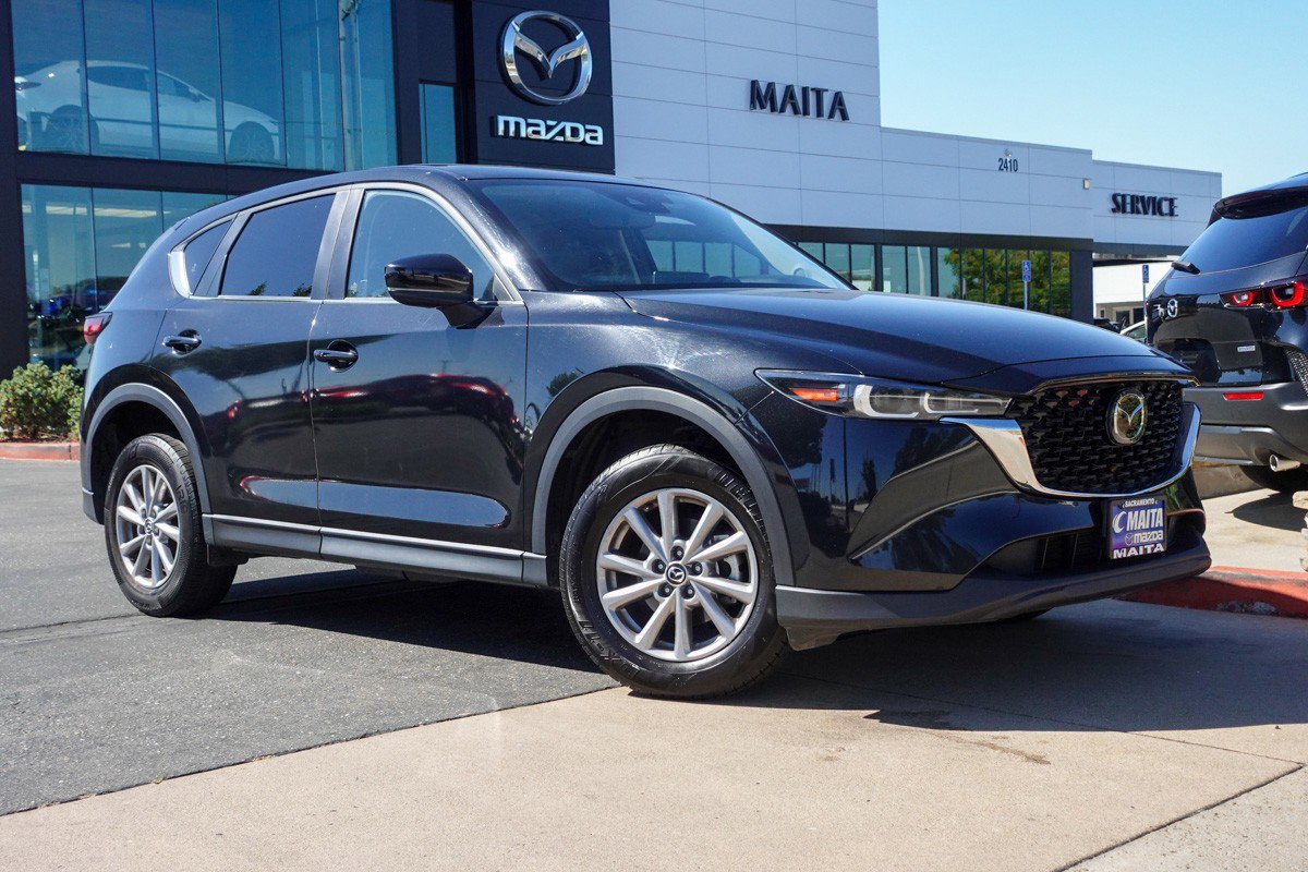 2023 Mazda CX-5 2.5 S Preferred photo 4