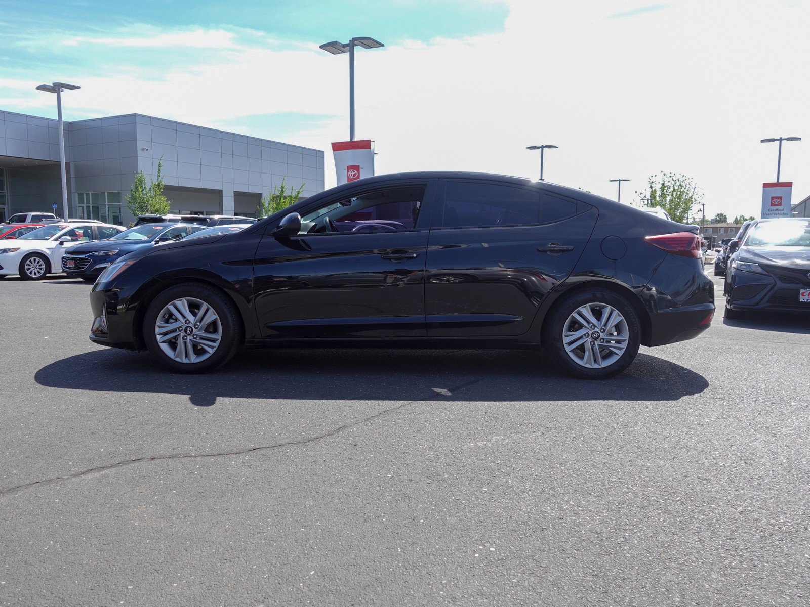 2020 Hyundai Elantra Value Edition photo 6