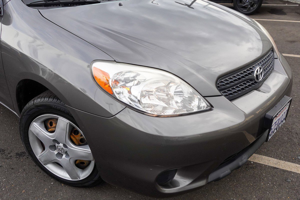 2007 Toyota Corolla Matrix L photo 3
