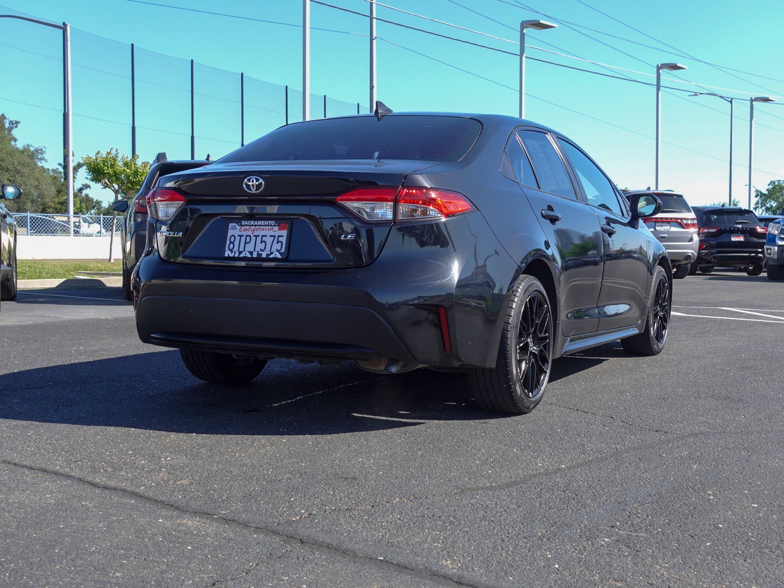2020 Toyota Corolla LE photo 3