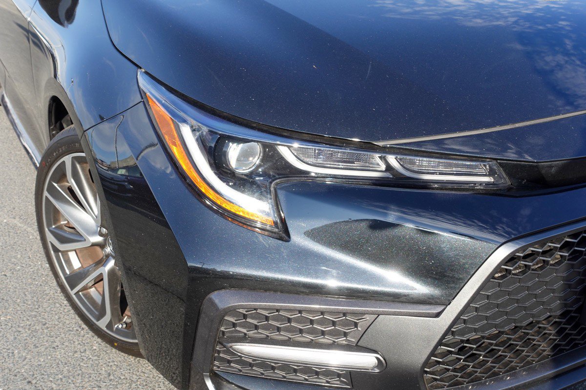 2022 Toyota Corolla SE photo 2