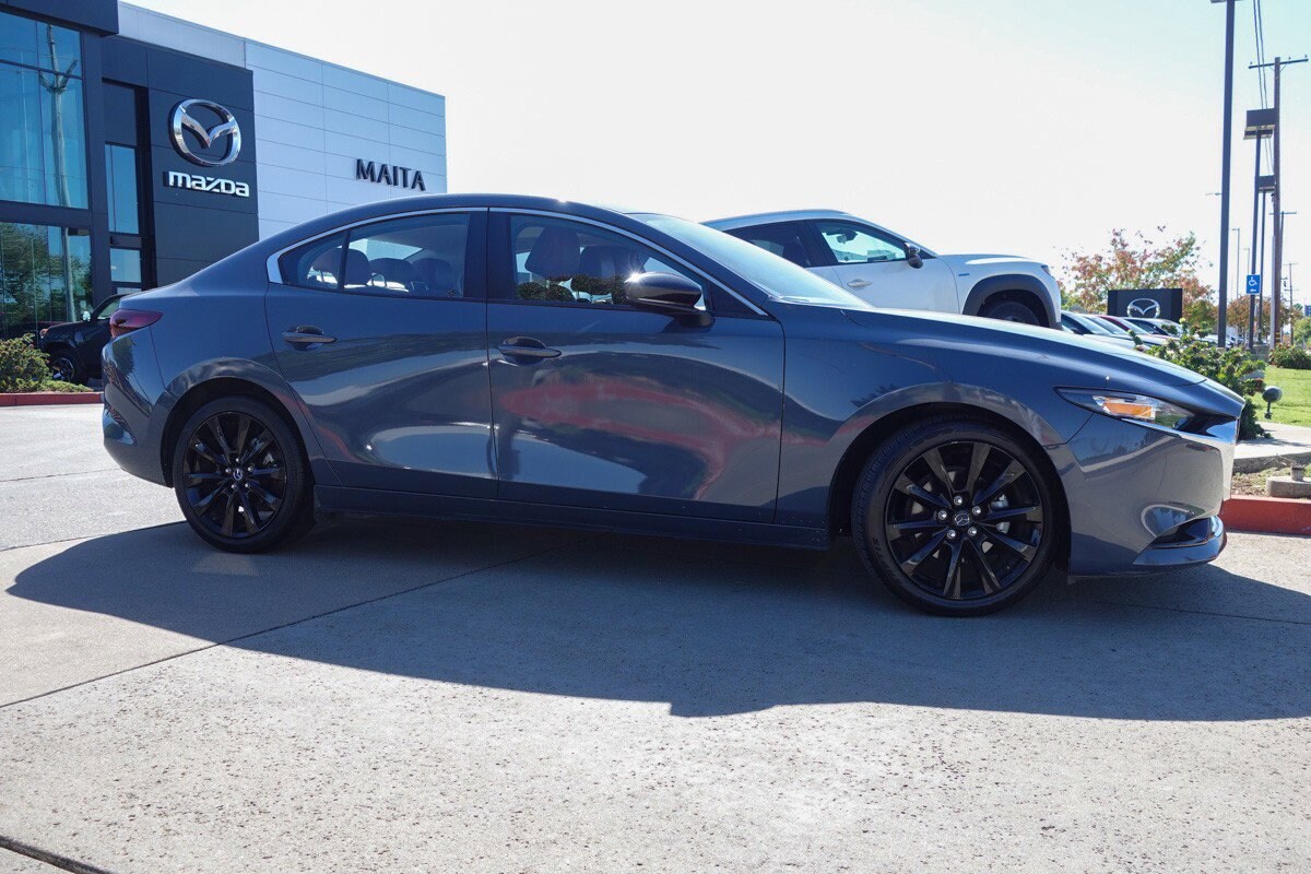 2024 Mazda Mazda3 2.5 s Carbon photo 4