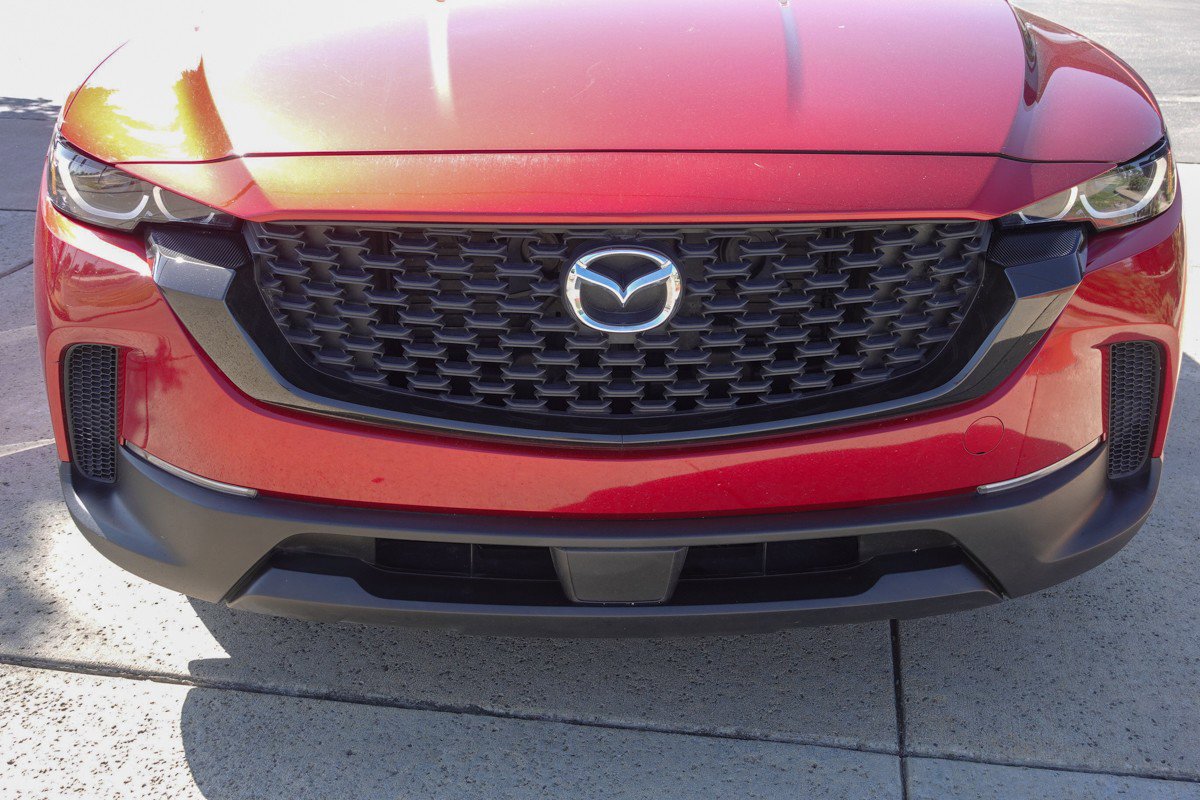 2024 Mazda CX-50 2.5 S Premium photo 2