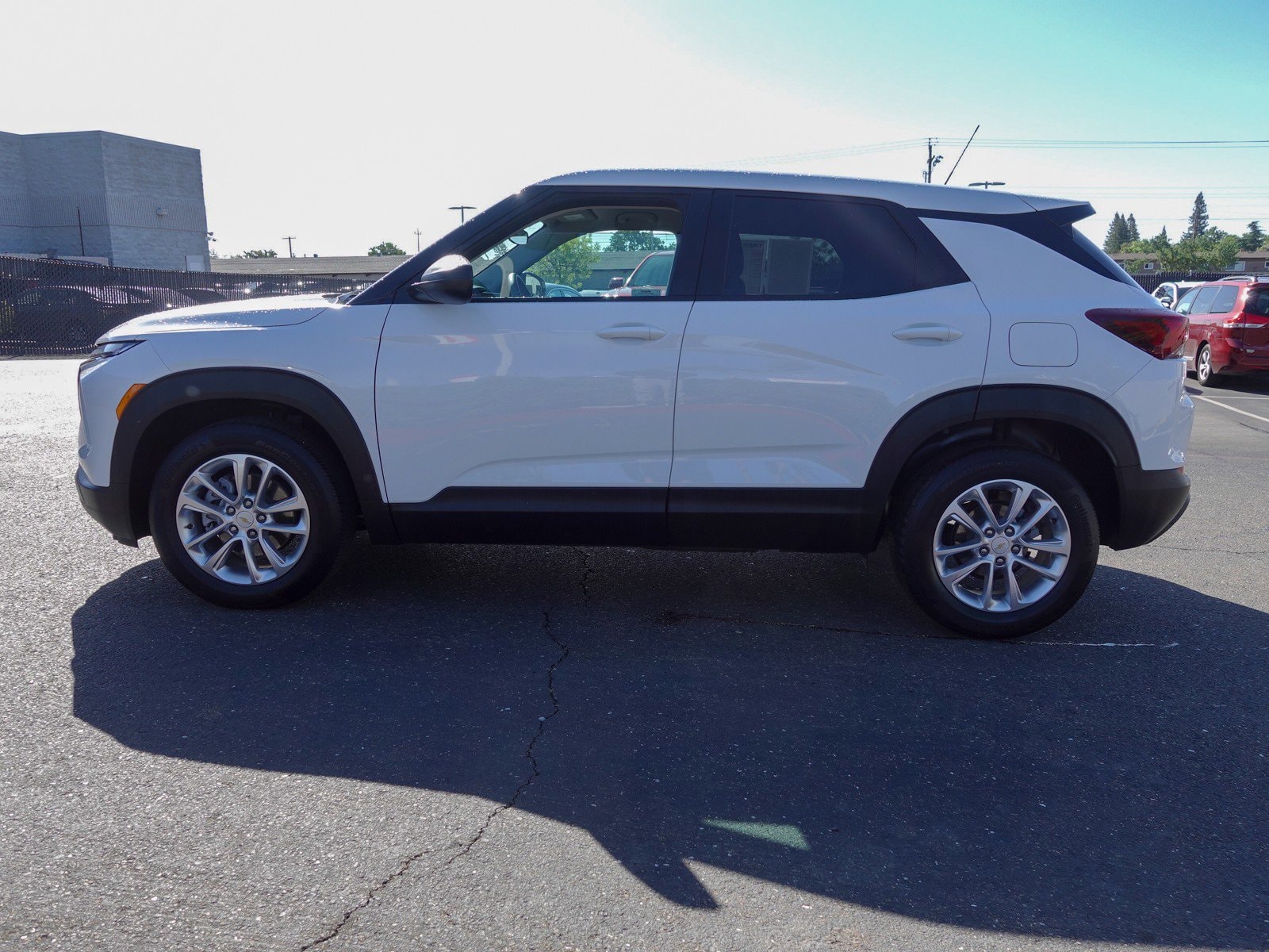 2025 Chevrolet Trailblazer LS photo 6