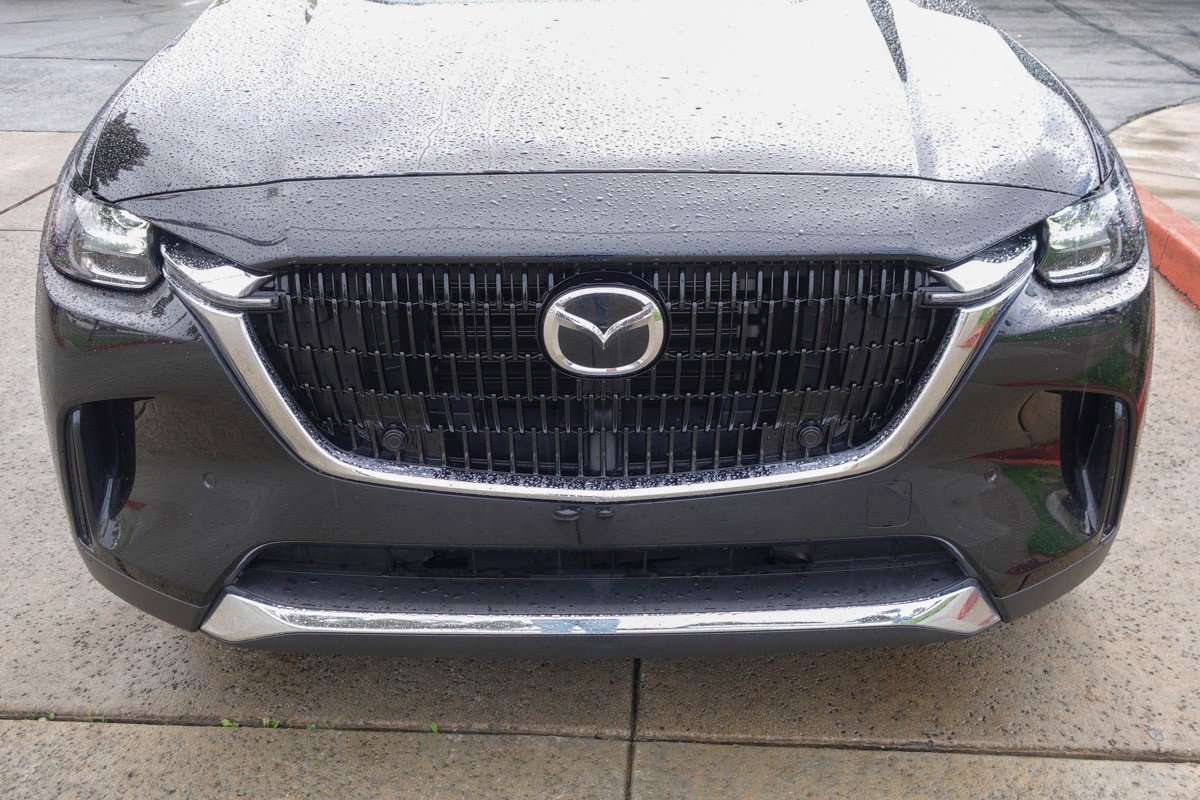 2024 Mazda CX-90 Plug-in Hybrid Premium photo 2