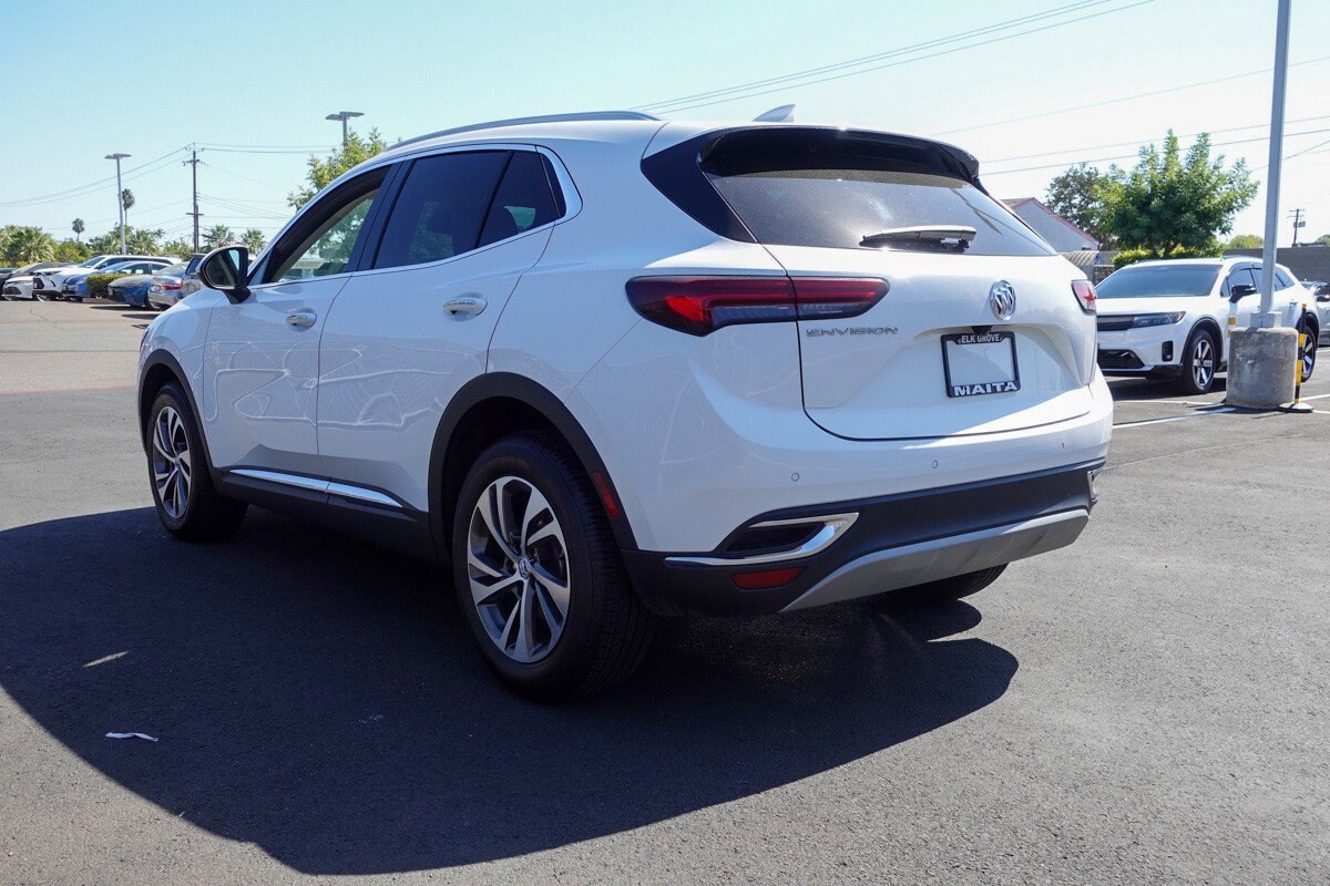 2023 Buick Envision Essence photo 5