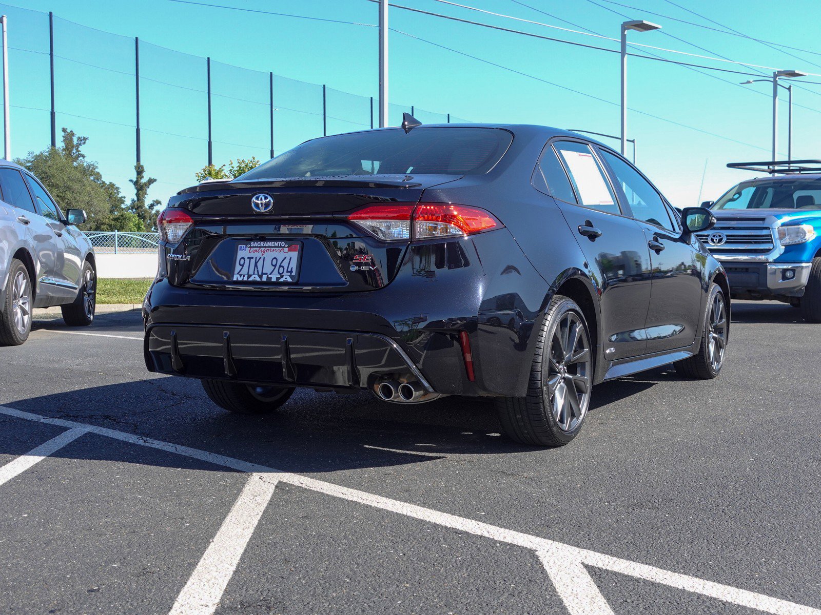 2025 Toyota Corolla Hybrid SE photo 3