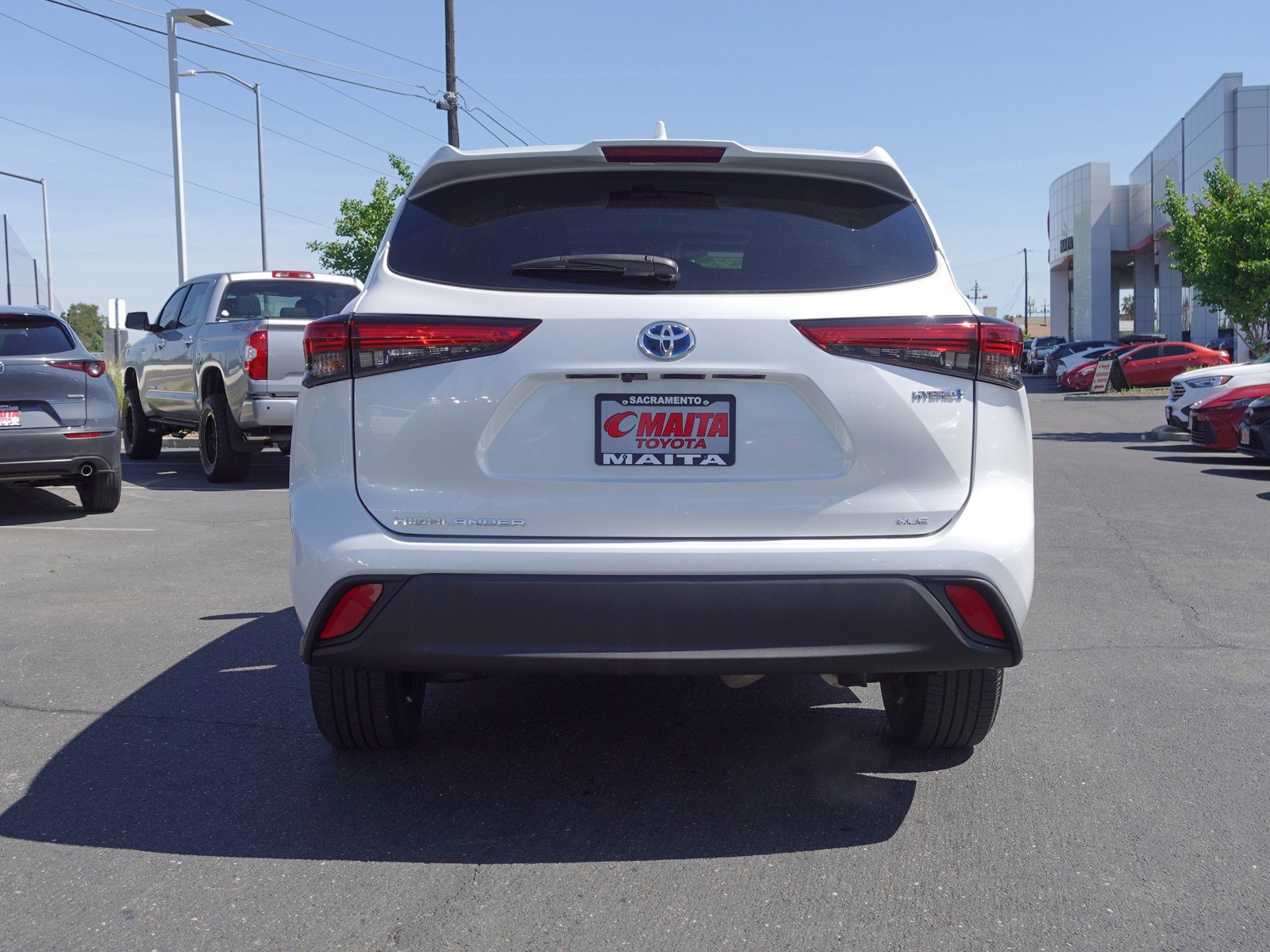 2023 Toyota Highlander Hybrid XLE photo 4